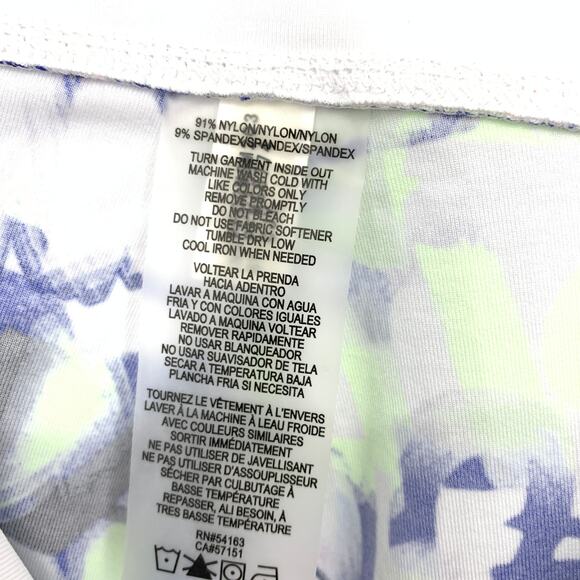 Calvin Klein Pull On Athletic Bike Shorts Womens Sz XL Multicolor Grafitti Logo - Picture 7 of 7